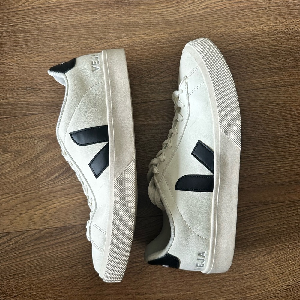 (SOLD) Veja White and Black Campo Sneakers